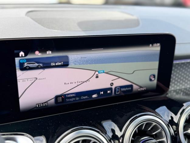 MERCEDES-BENZ EQB 350 4MATIC AMG Line 7 Places  