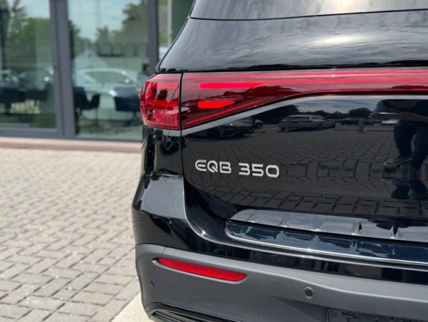 MERCEDES-BENZ EQB 350 4MATIC AMG Line 7 Places  