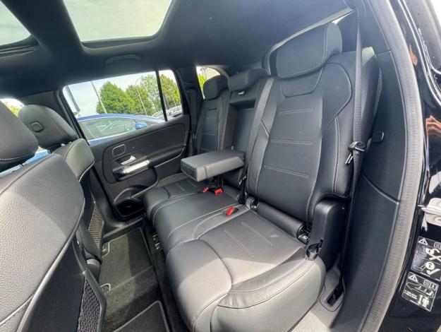 MERCEDES-BENZ EQB 350 4MATIC AMG Line 7 Places  