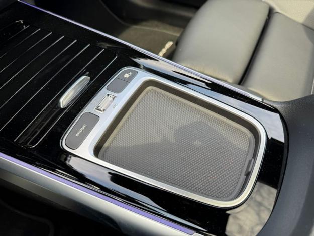 MERCEDES-BENZ EQB 350 4MATIC AMG Line 7 Places  