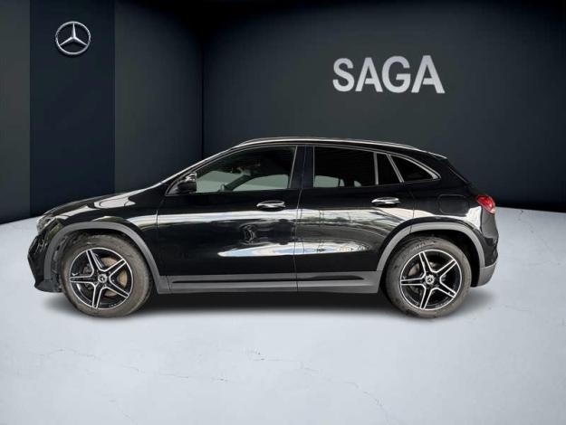 MERCEDES-BENZ GLA 200 AMG Line 