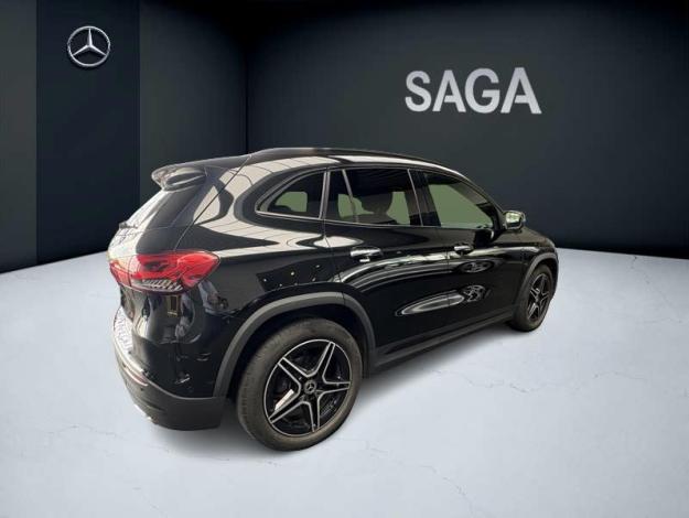 MERCEDES-BENZ GLA 200 AMG Line 