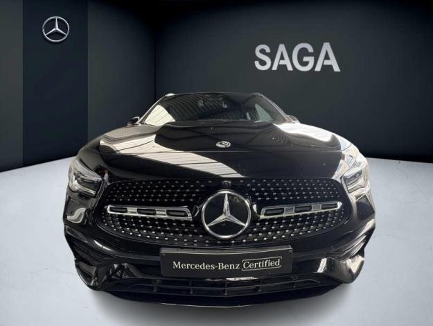 MERCEDES-BENZ GLA 200 AMG Line 