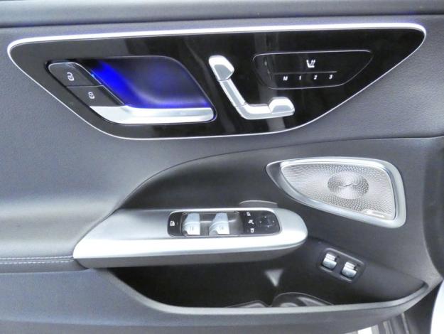MERCEDES-BENZ Classe C Berline Classe C 400 e Hybrid EQ 4MATIC Berline AMG Line  