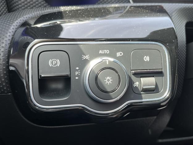 MERCEDES-BENZ Classe A 180 d Progressive Line  Classe A 180 d Progressive Line