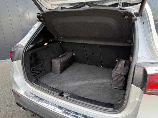 MERCEDES-BENZ GLA 250 e Progressive Line  