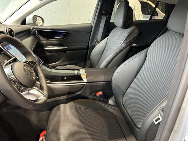 MERCEDES-BENZ GLC 300 de 4MATIC Business Line  