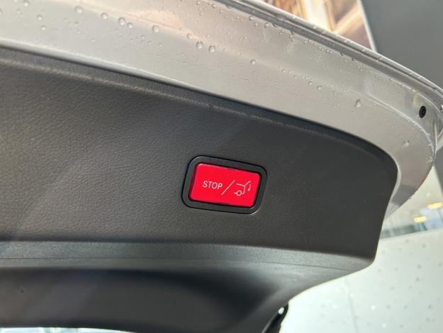 MERCEDES-BENZ GLC 300 de 4MATIC Business Line  