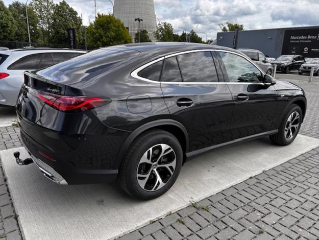 MERCEDES-BENZ GLC-Klasse GLC 300 de 4MATIC Coupé Business Line