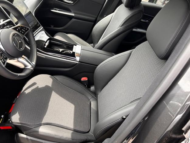 MERCEDES-BENZ GLC-Klasse GLC 300 de 4MATIC Coupé Business Line