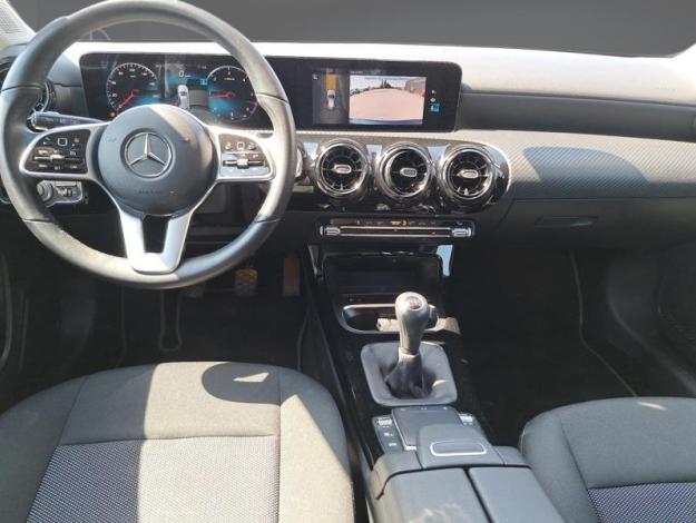 MERCEDES-BENZ A 180 d Style  