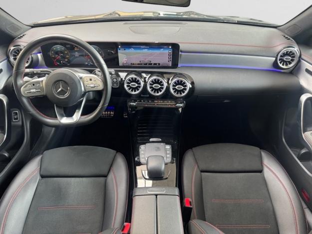 MERCEDES-BENZ CLA 180 Shooting Brake AMG Line 