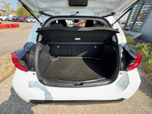 TOYOTA Yaris Hybride Hybride 116h Design  