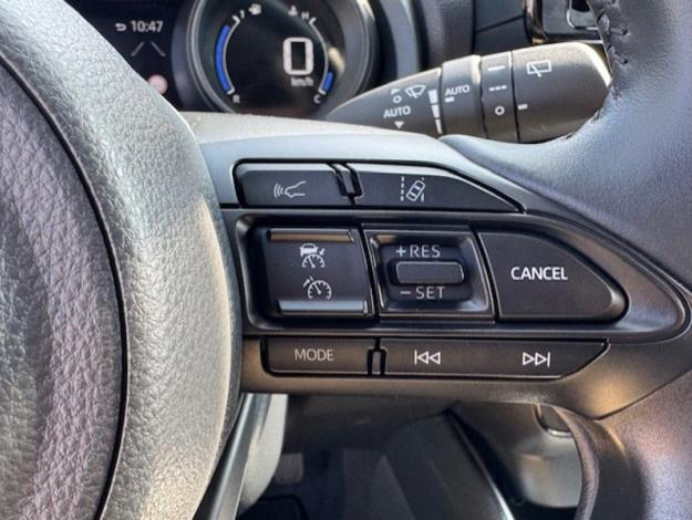 TOYOTA Yaris Hybride Hybride 116h Design  