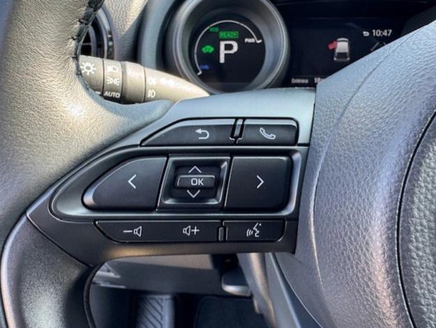 TOYOTA Yaris Hybride Hybride 116h Design  