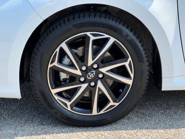 TOYOTA Yaris Hybride Hybride 116h Design  