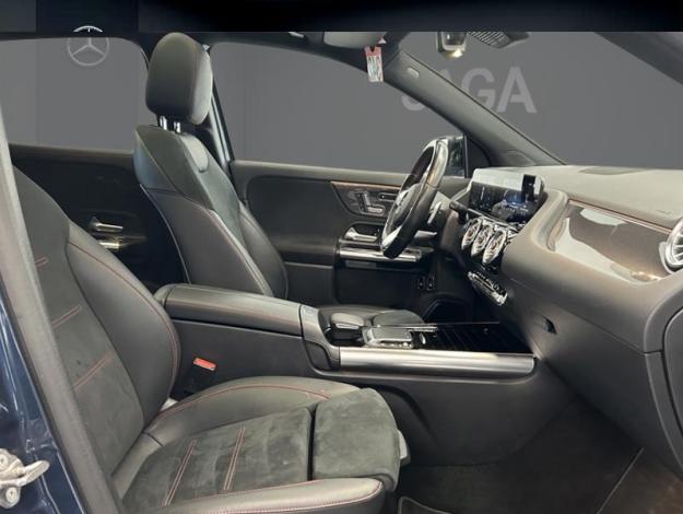 MERCEDES-BENZ GLA 250 e AMG Line  