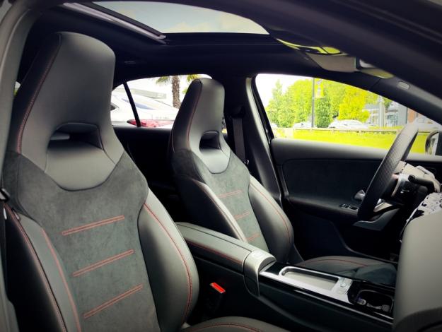 MERCEDES-BENZ Classe A 180 AMG Line  Classe A 180 AMG Line