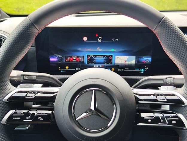 MERCEDES-BENZ Classe A 180 AMG Line  Classe A 180 AMG Line