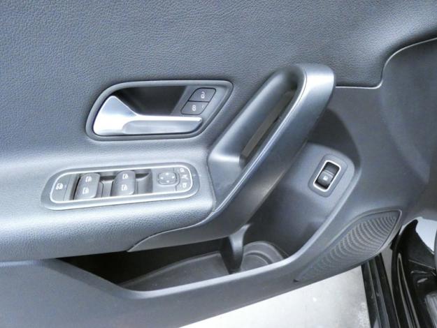 MERCEDES-BENZ Classe A 250 e Business Line Style Line 