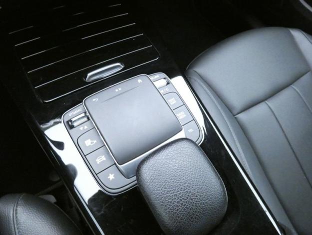 MERCEDES-BENZ Classe A 250 e Business Line Style Line 
