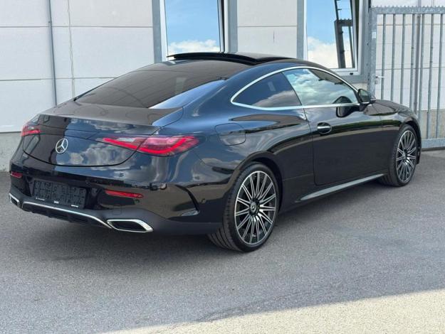 MERCEDES-BENZ CLE 200 Coupé AMG Line Toit Pano  
