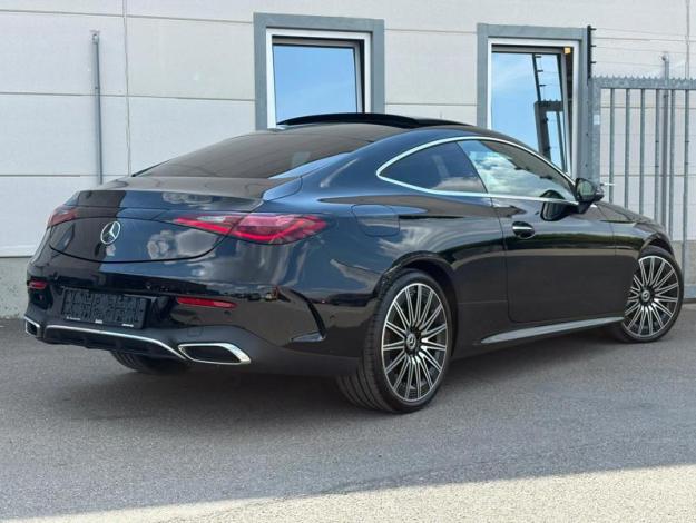 MERCEDES-BENZ CLE 200 Coupé AMG Line Toit Pano  