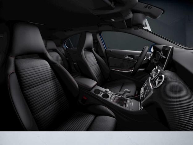 MERCEDES-BENZ A 200 AMG Line  