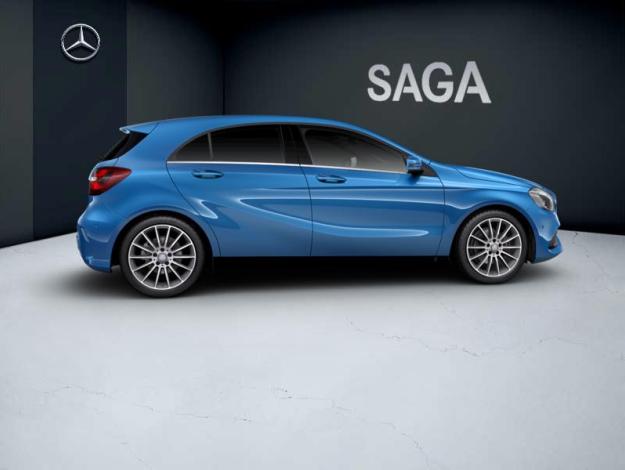 MERCEDES-BENZ A 200 AMG Line  