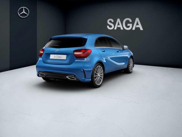MERCEDES-BENZ A 200 AMG Line  
