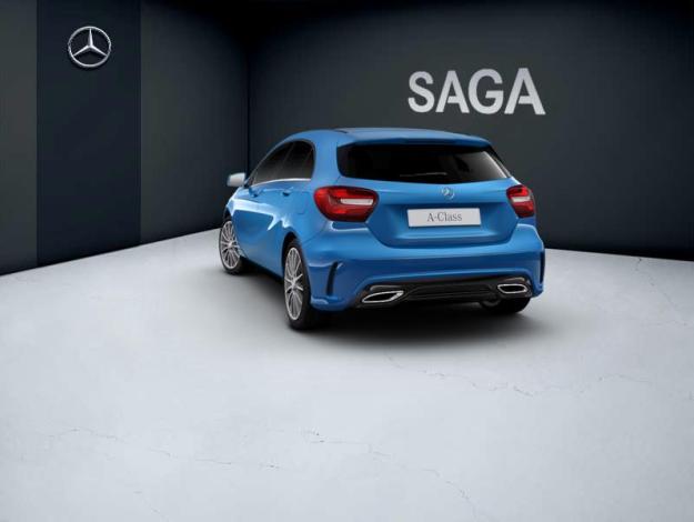 MERCEDES-BENZ A 200 AMG Line  