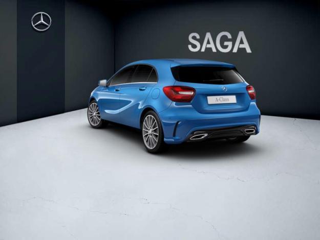 MERCEDES-BENZ A 200 AMG Line  