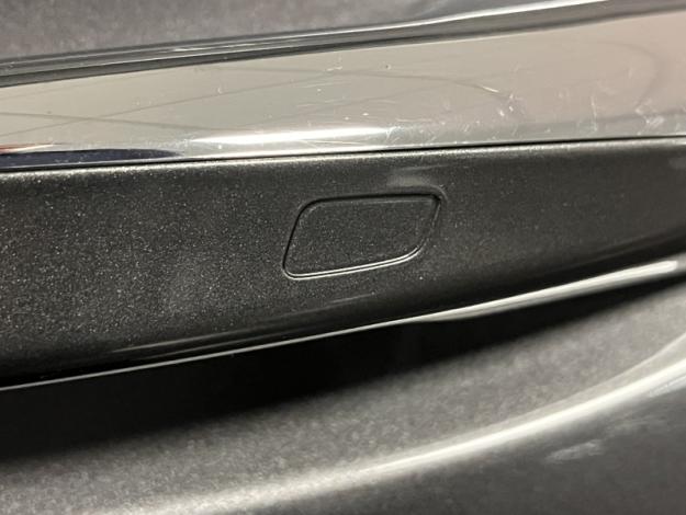 MERCEDES-BENZ EQA 250+ AMG Line  