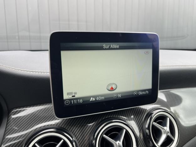 MERCEDES-BENZ GLA 200 d Starlight Edition  GLA 200 d Starlight Edition