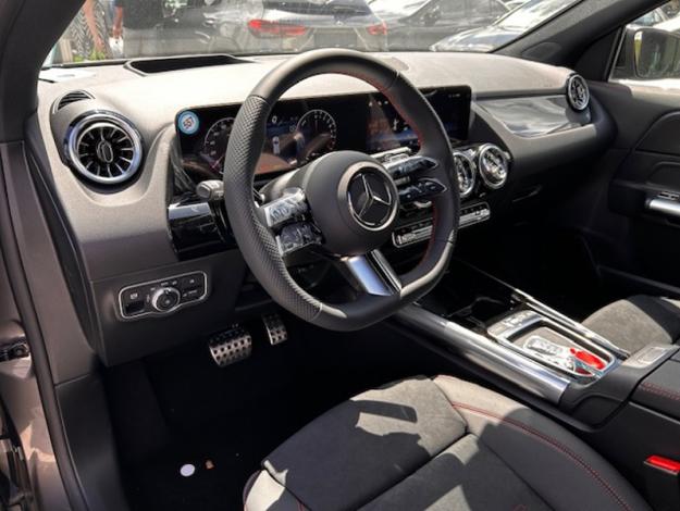 MERCEDES-BENZ GLA-Klasse GLA 250 e AMG Line