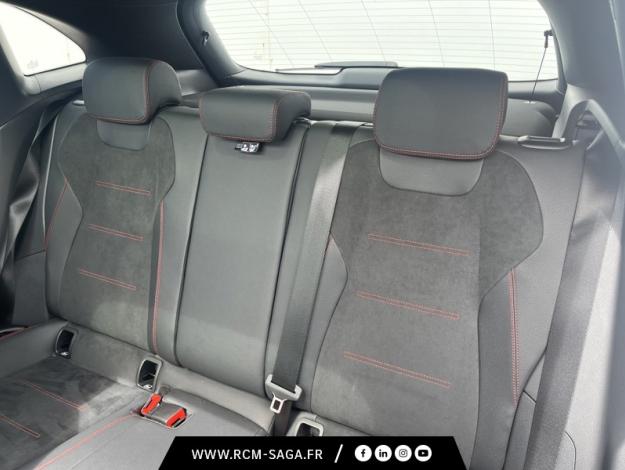 MERCEDES-BENZ GLA 200 d AMG Line  GLA 200 d AMG Line