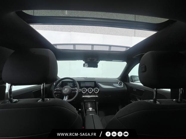 MERCEDES-BENZ GLA 200 d AMG Line  GLA 200 d AMG Line