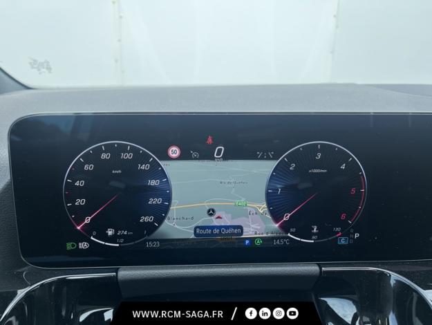 MERCEDES-BENZ GLA 200 d AMG Line  GLA 200 d AMG Line