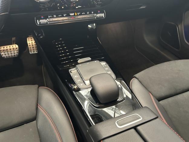 MERCEDES-BENZ Classe A A 250 e  Berline Compacte  