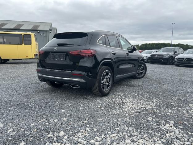 MERCEDES-BENZ GLA 180 d AMG Line 