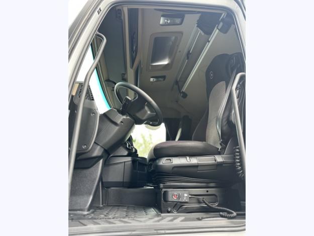 MERCEDES-BENZ Actros F 1848 StreamSpace 2.50M  