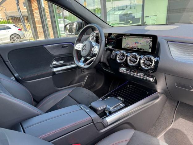 MERCEDES-BENZ EQA 250 AMG Line  