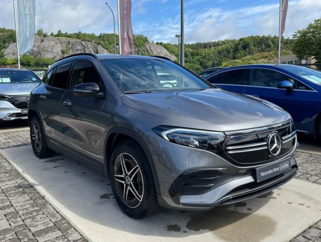 MERCEDES-BENZ EQA 250 AMG Line  