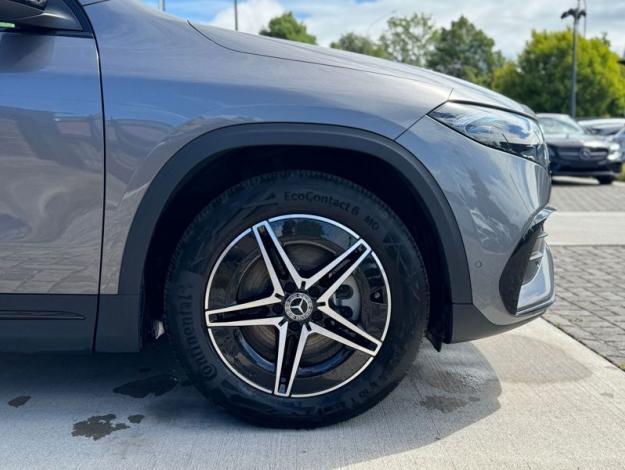 MERCEDES-BENZ EQA 250 AMG Line  