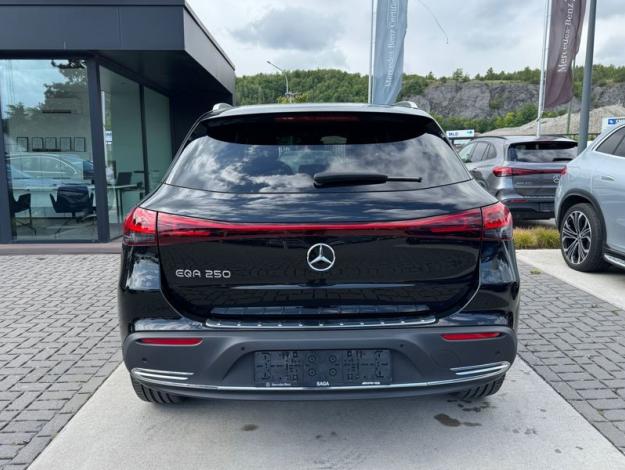 MERCEDES-BENZ EQA 250 Business Line  