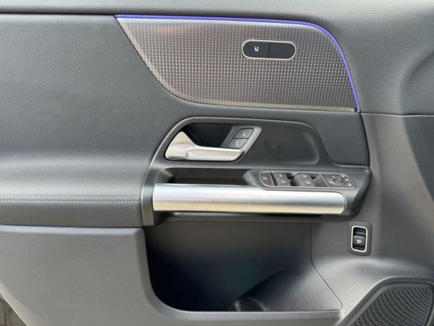 MERCEDES-BENZ EQA 250 Business Line  