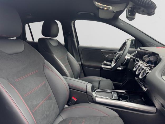 MERCEDES-BENZ GLA GLA 180 d
