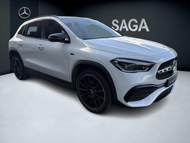 MERCEDES-BENZ GLA 250 e AMG Pack Night Toit Pano  