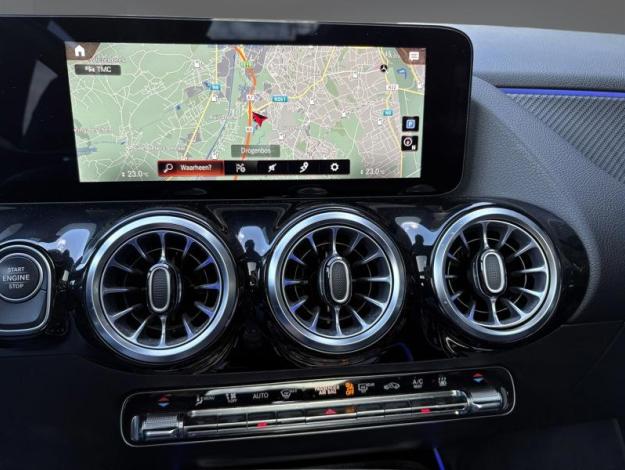 MERCEDES-BENZ GLA 250 e AMG Pack Night Toit Pano  