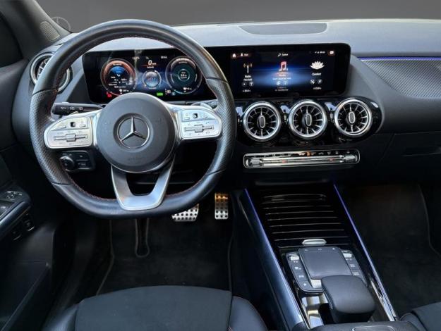 MERCEDES-BENZ GLA 250 e AMG Pack Night Toit Pano  
